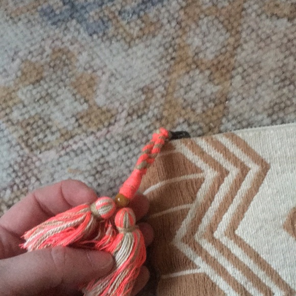 Woven Tassel Zip Top Clutch/Accessory Pouch - Picture 4 of 9